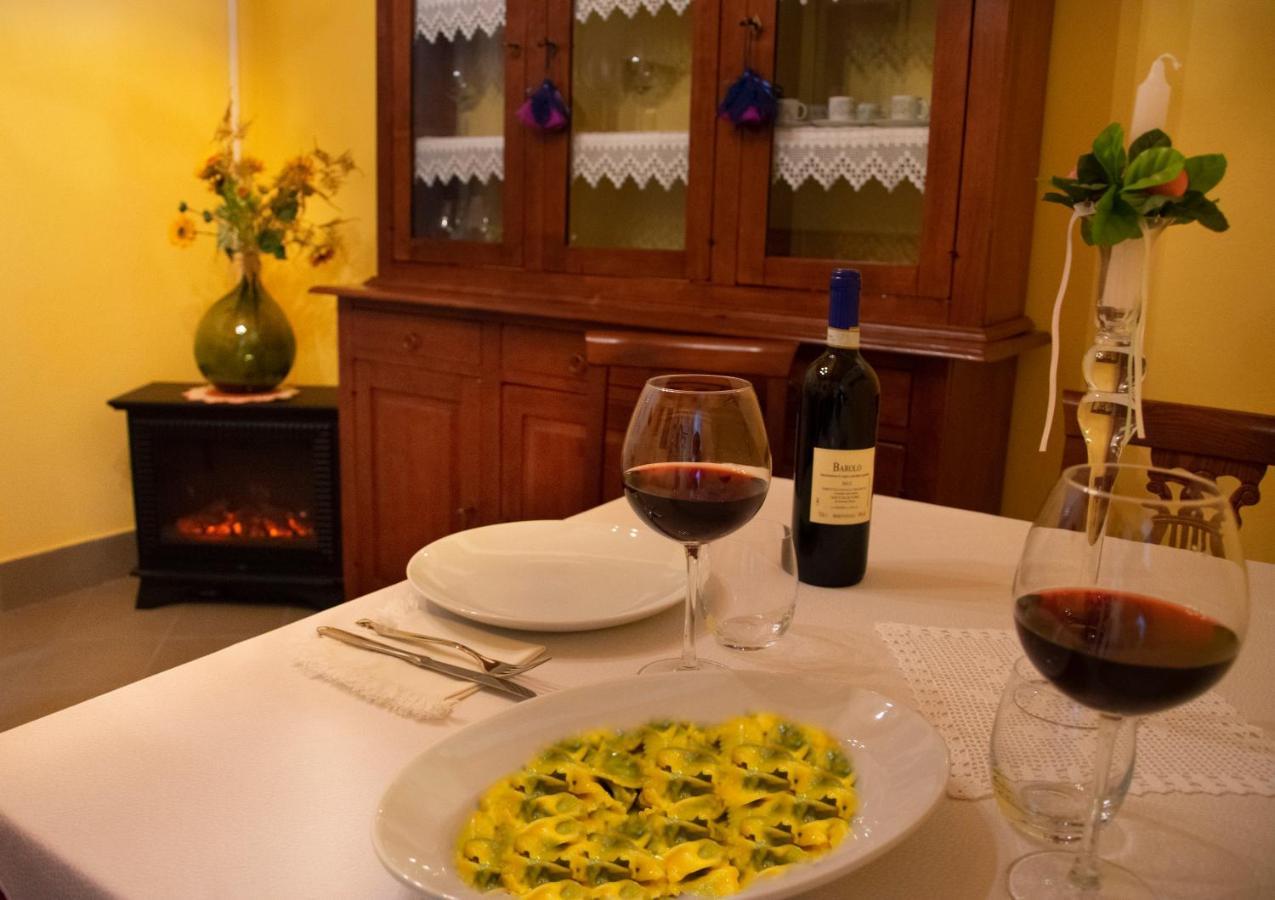 Villa Goccia Di Vino La Morra Ngoại thất bức ảnh
