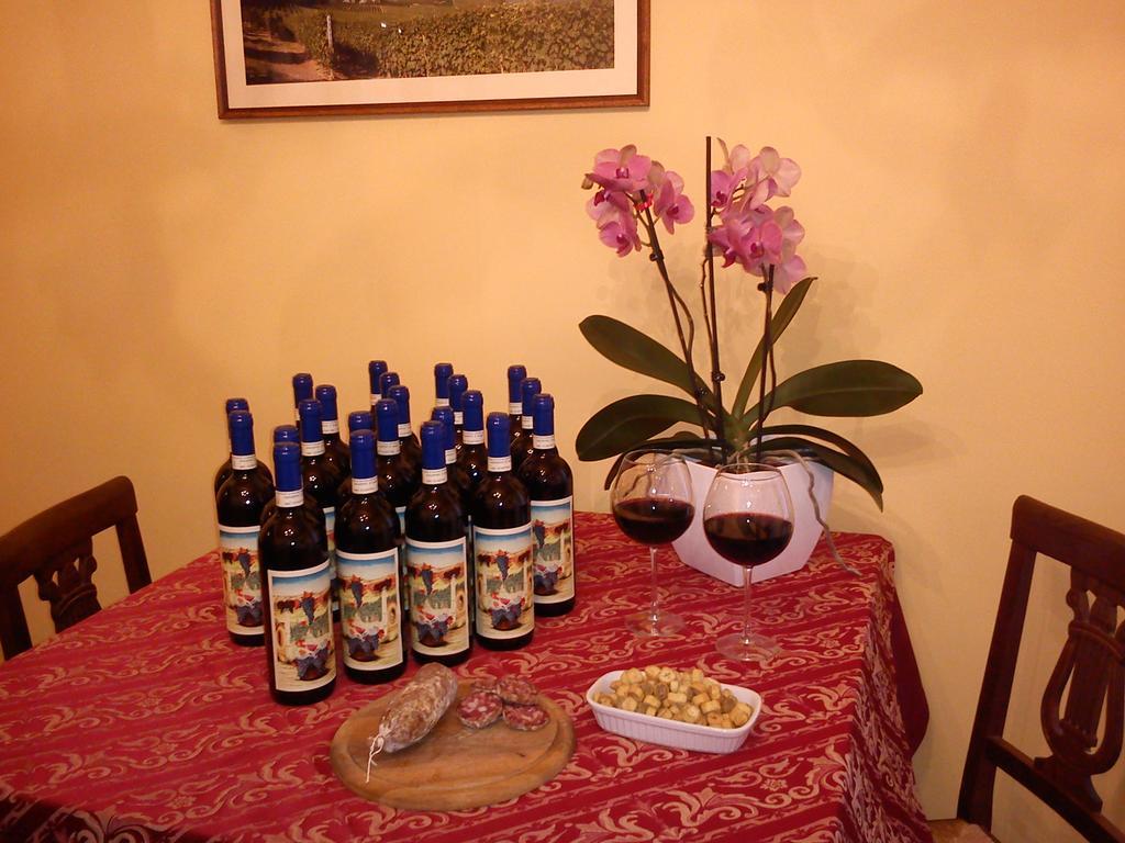Villa Goccia Di Vino La Morra Ngoại thất bức ảnh