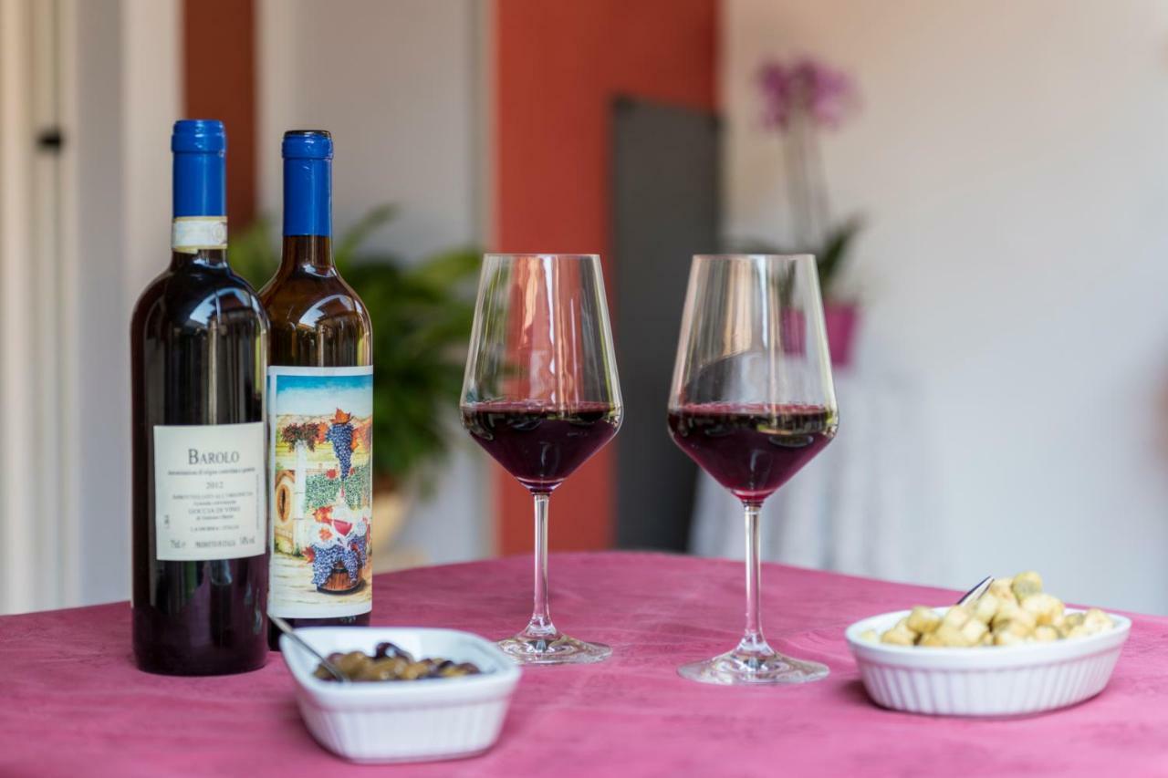 Villa Goccia Di Vino La Morra Ngoại thất bức ảnh